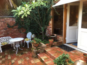 Gorgeous studio 2 minutes from the heart of Subiaco, Perth